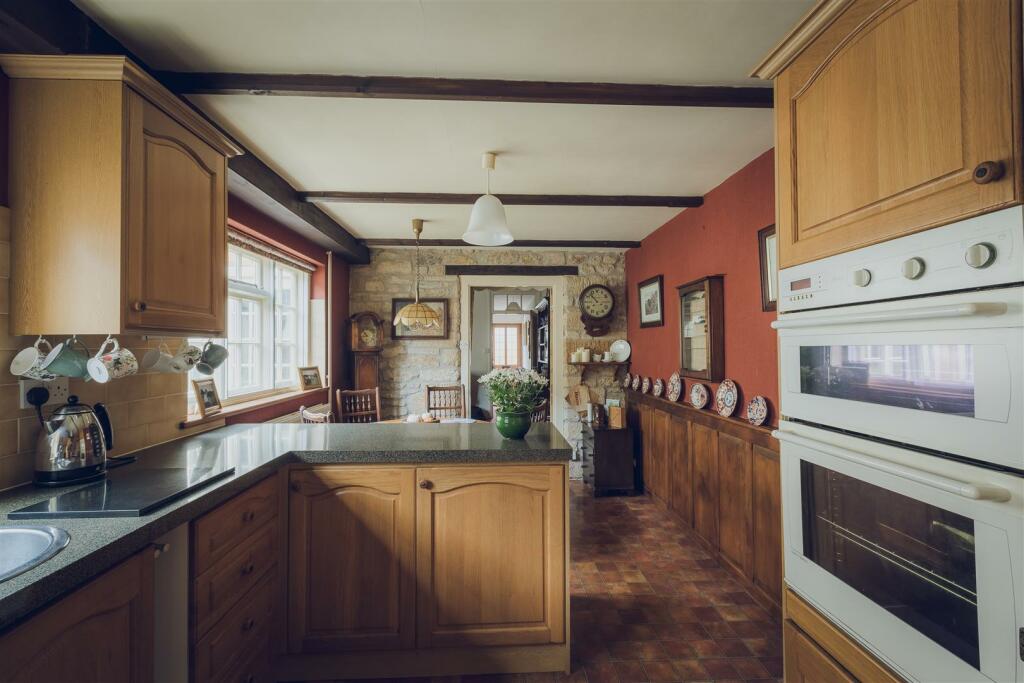 2024-11-04-J2967-Eves-0094-HDR.jpg