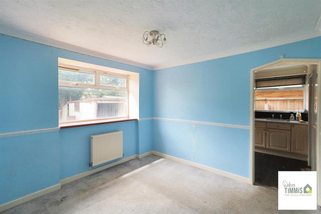 Dining/Sitting Room