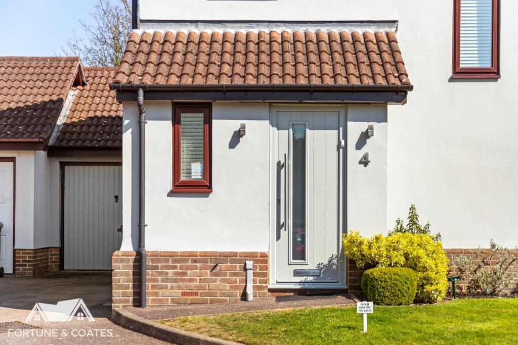 WetherlyClose_26.jpg
