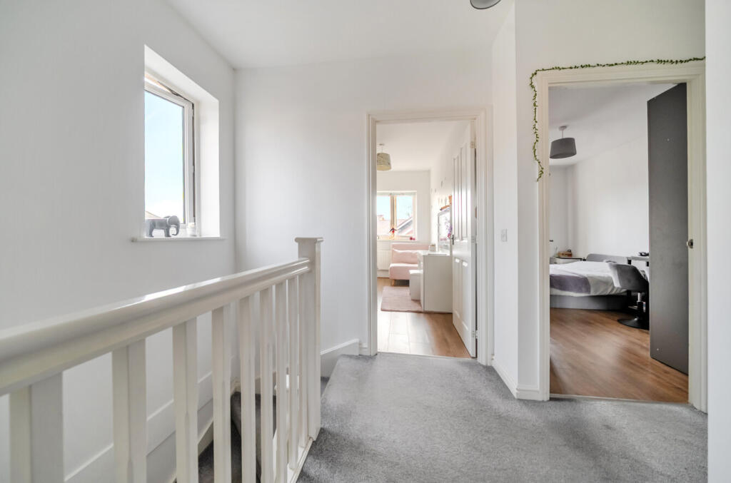 1386349-16-694282...