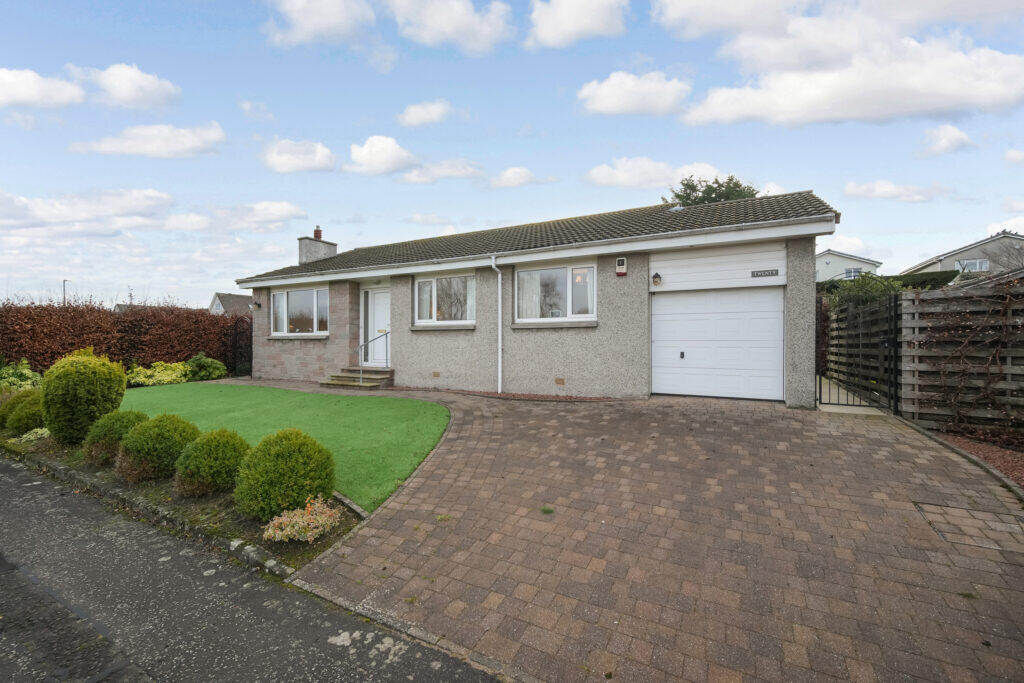 20 Cherry Tree Avenue, Balerno, EH14 5AN