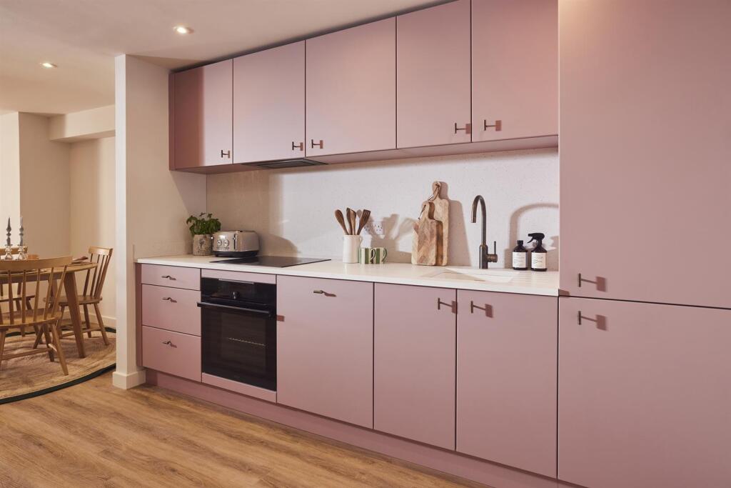 Nooko - Concord_336small.jpg