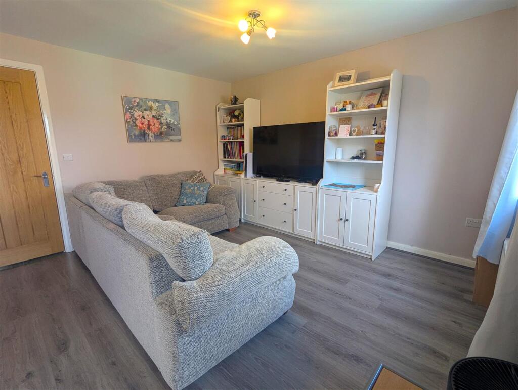 Living &amp; Dining Room