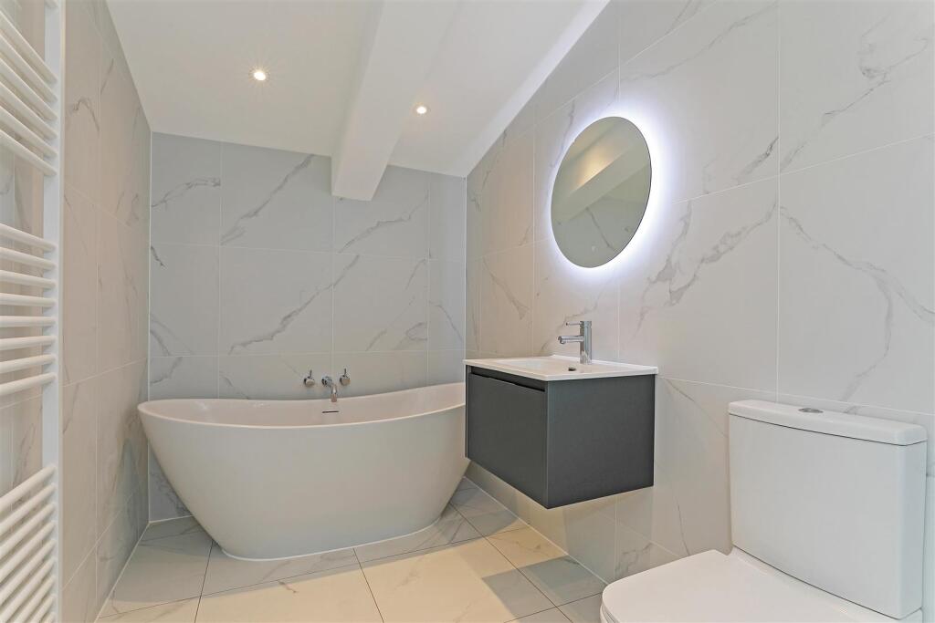 Saxon Rise.32.Photoneg.co.uk.jpg