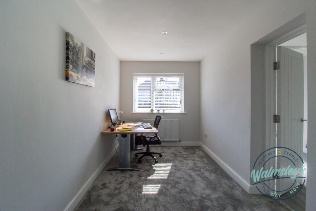 Uber versatile office play room gym spare bedroom