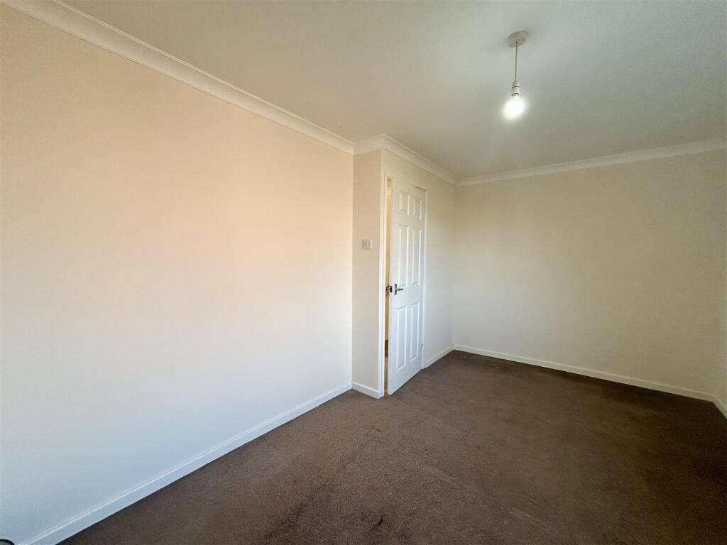 Bedroom 1.jpeg
