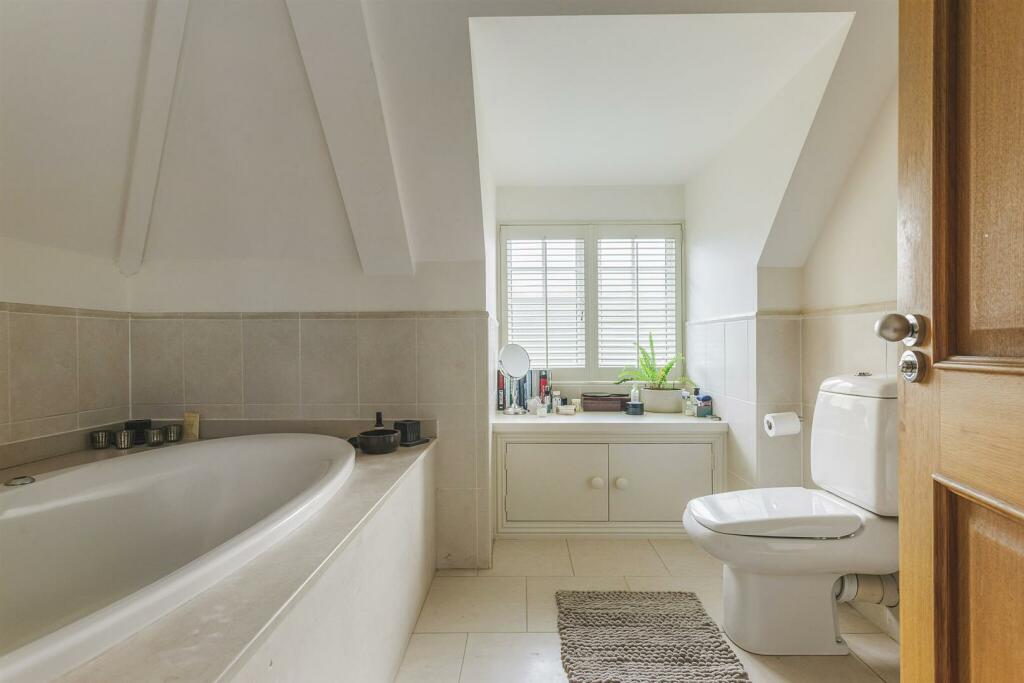 66247_4 Hayman Close, Charlton Kings Cheltenham  (