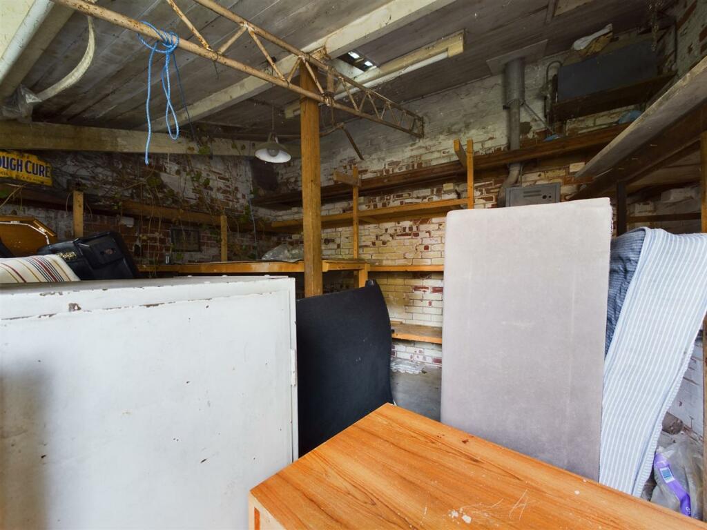 Garden SHed.jpg