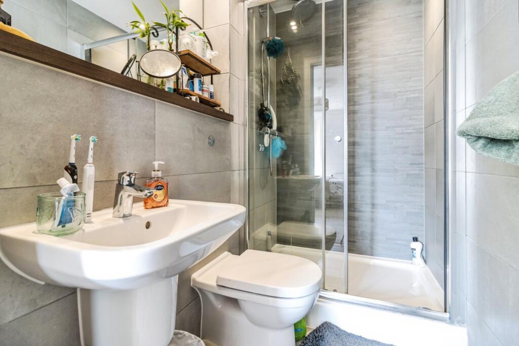 Ensuite