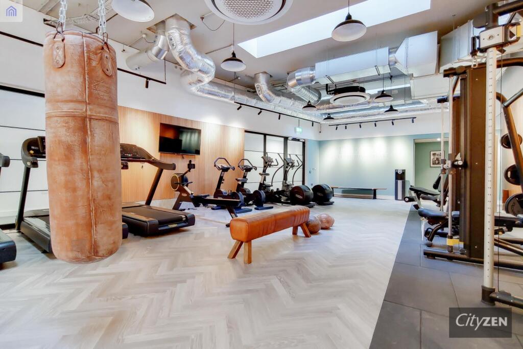 RESIDENTS GYM