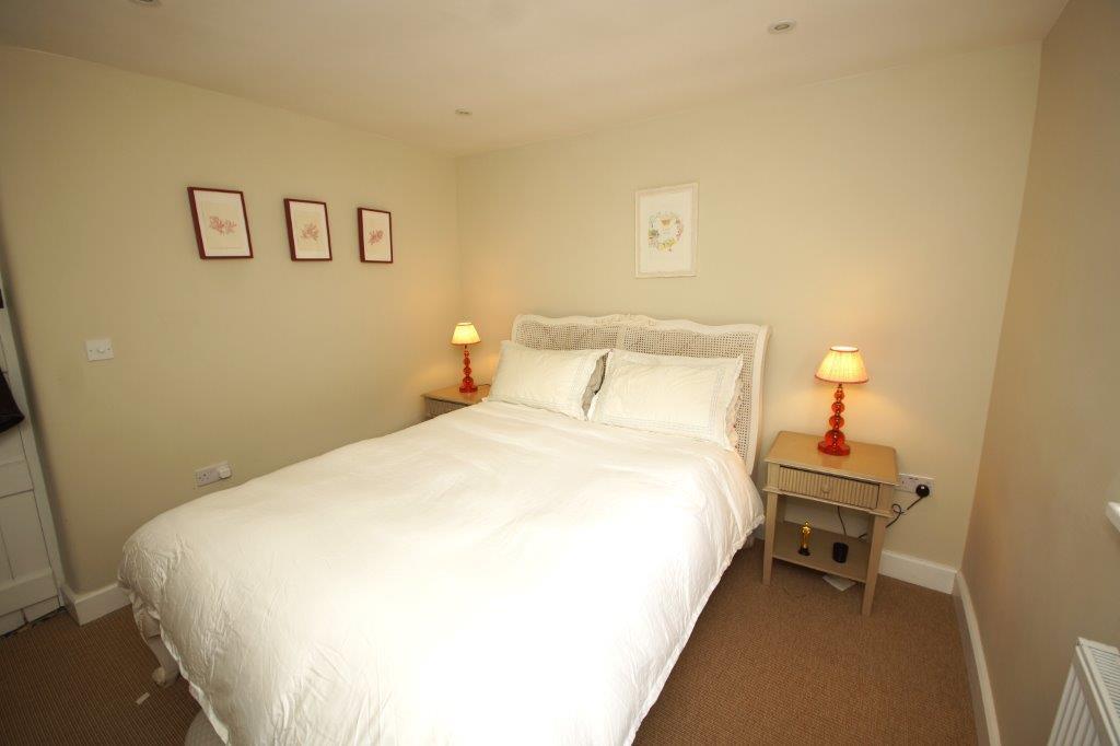 2 Hinton Farm Cottages Master Bedroom.jpg