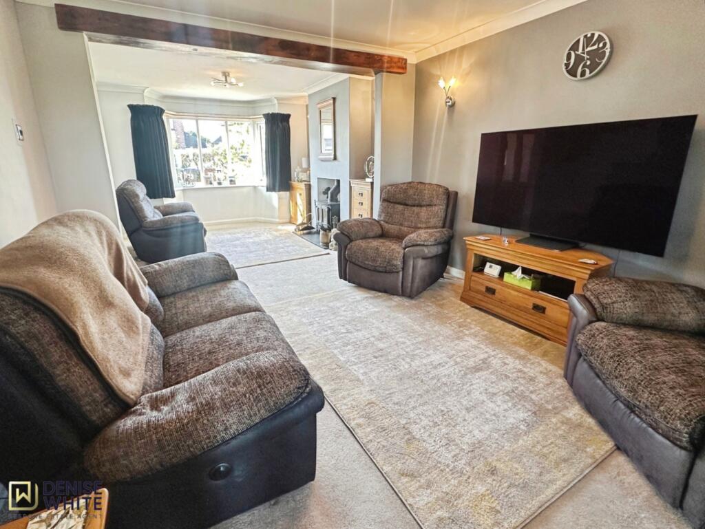pbox-living_room-343180.jpg