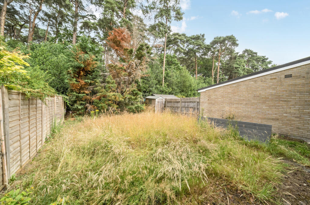 1304306-4-685e6b9...