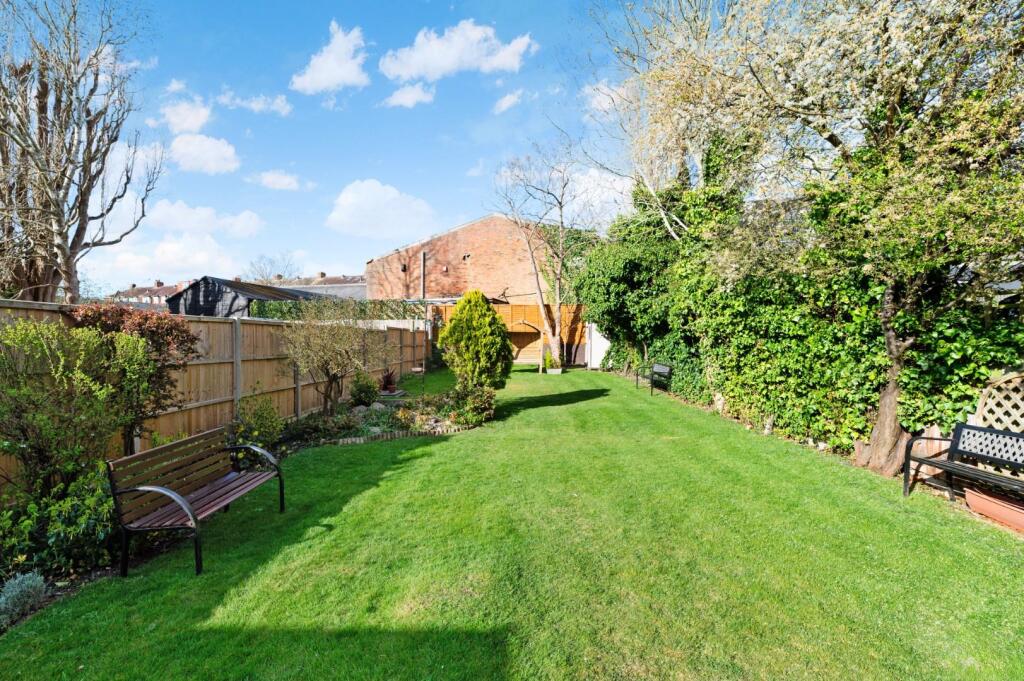 BRIARWOOD ROAD, 46.jpg