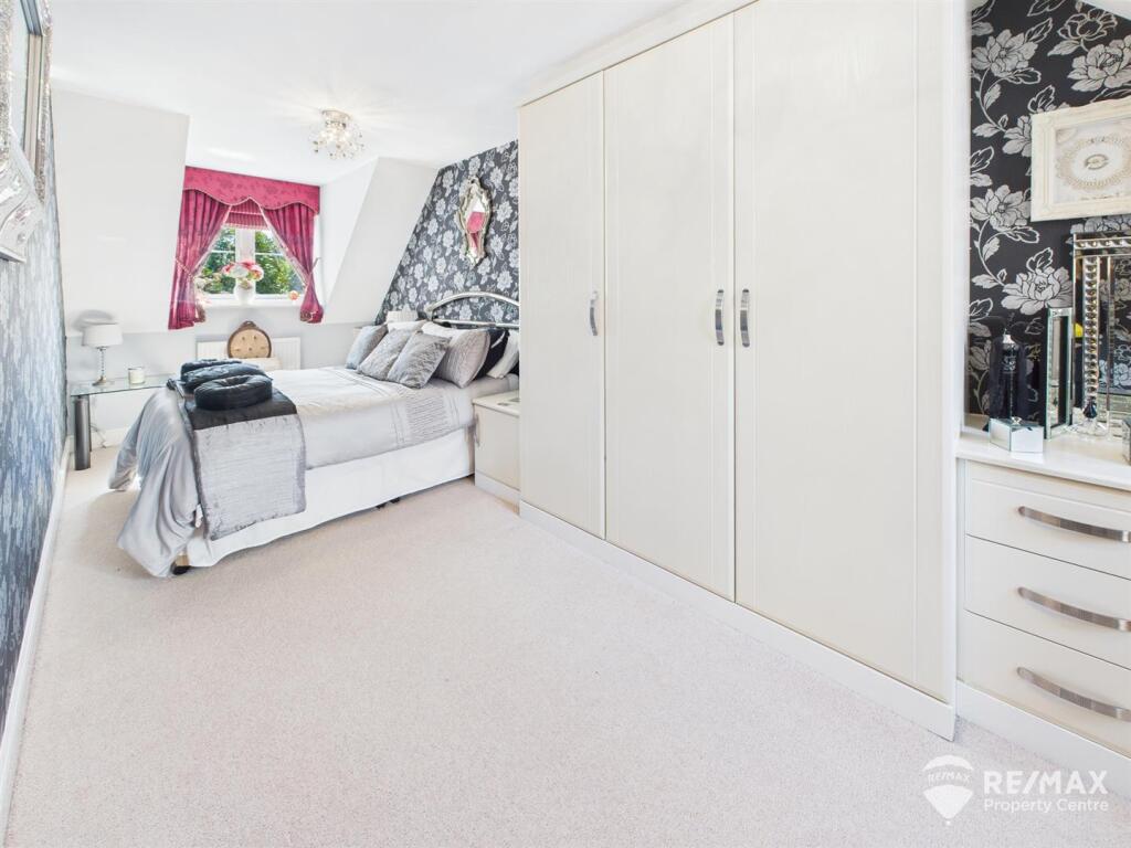 Bedroom 2.jpg