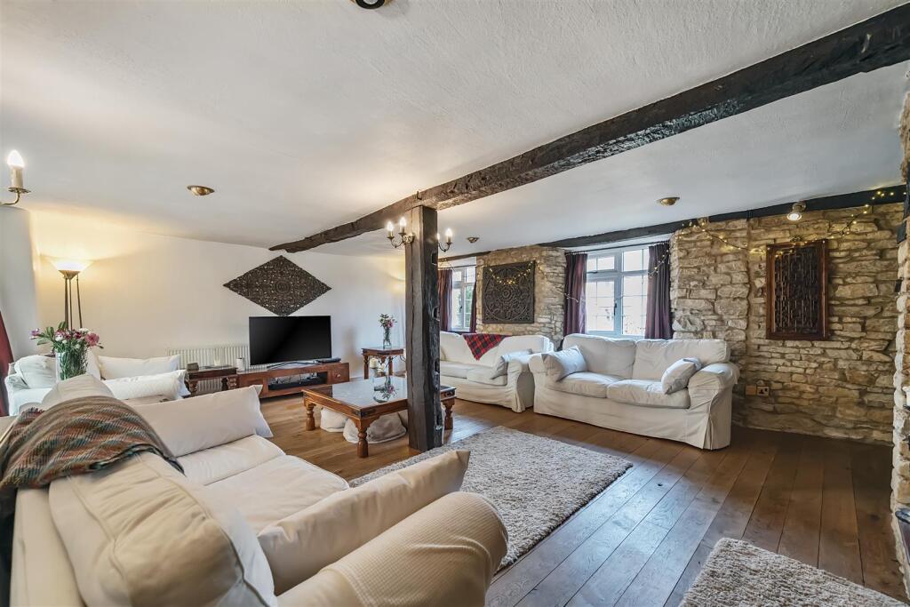 Walnut Tree Cottage, 35-36 Tathall End, Hanslope (