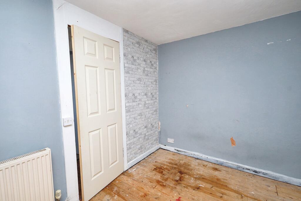 32 Wimbish End, Pitsea, Basildon, Essex, SS13 3PD