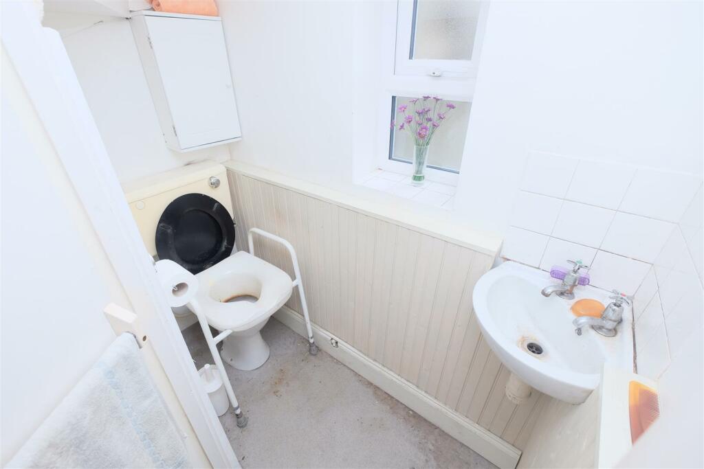 Hollis Morgan Auctions