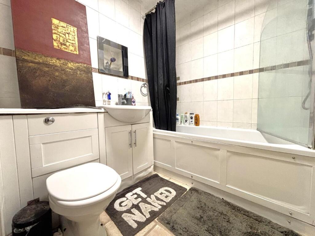Bathroom.jpeg