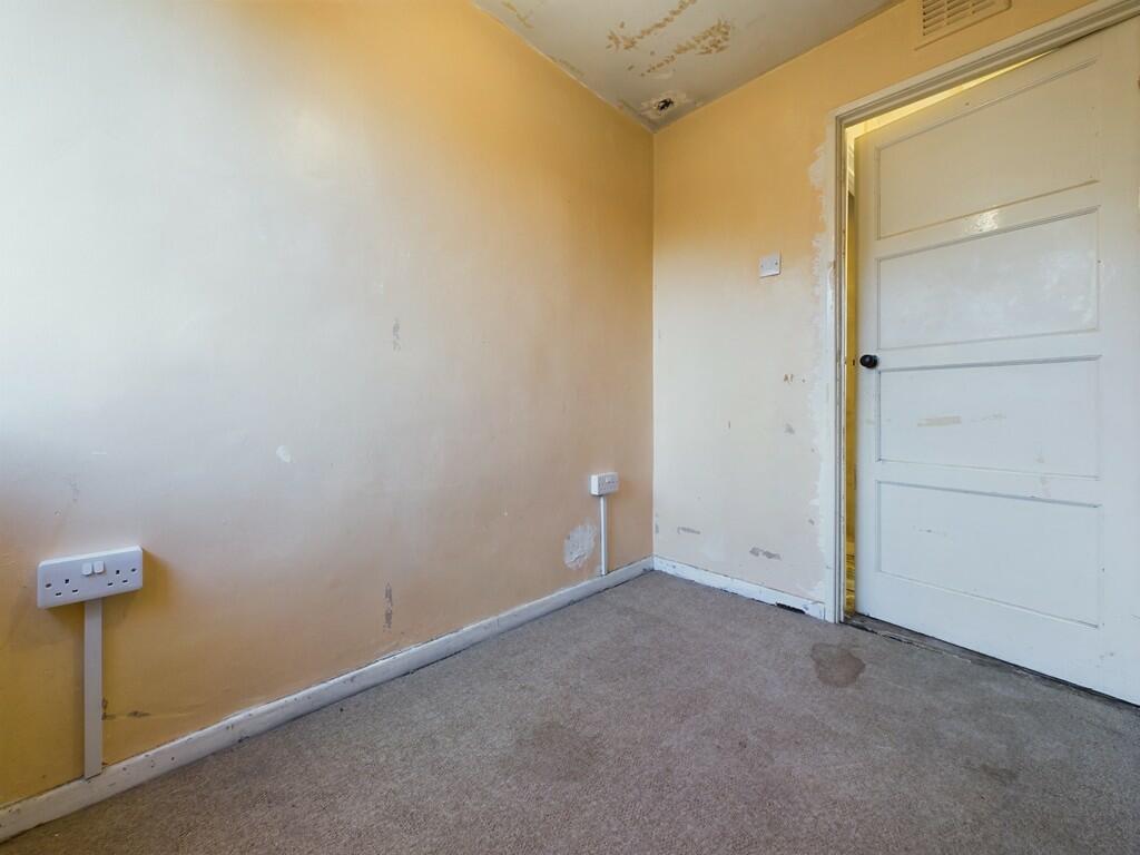 CAM04273G0-PR0037...