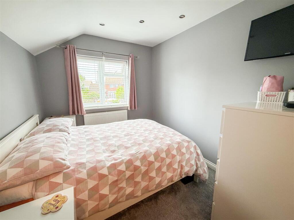 PRINCIPAL BEDROOM SUITE