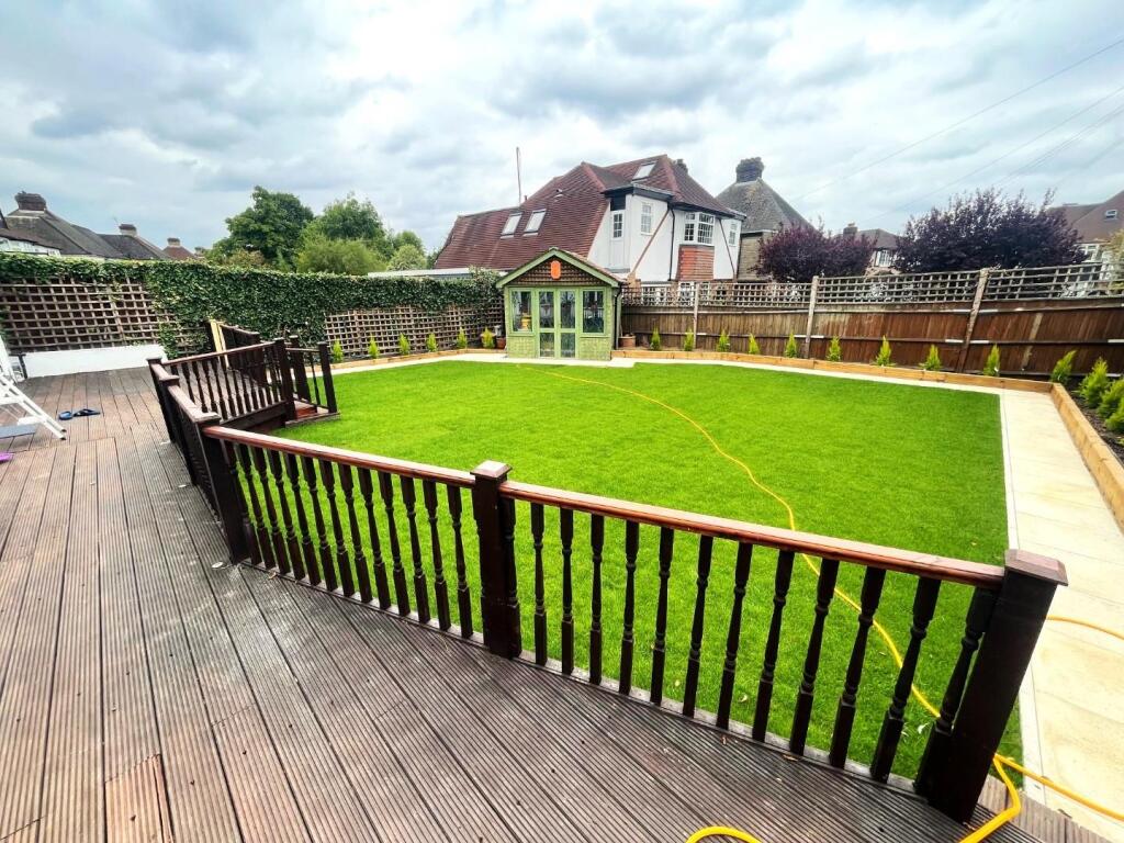 GARDEN.jpg