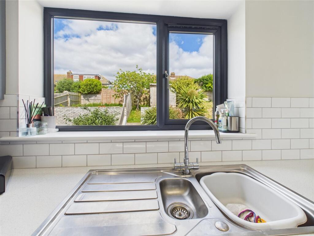 kitchen window .jpg