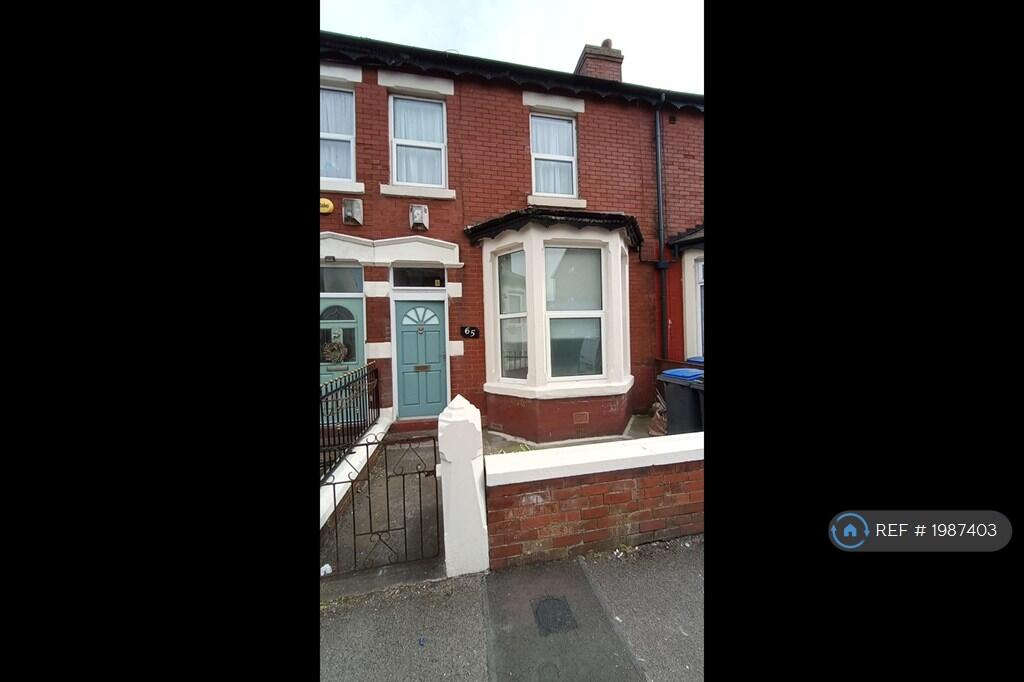 Peter Street, Blackpool, FY1