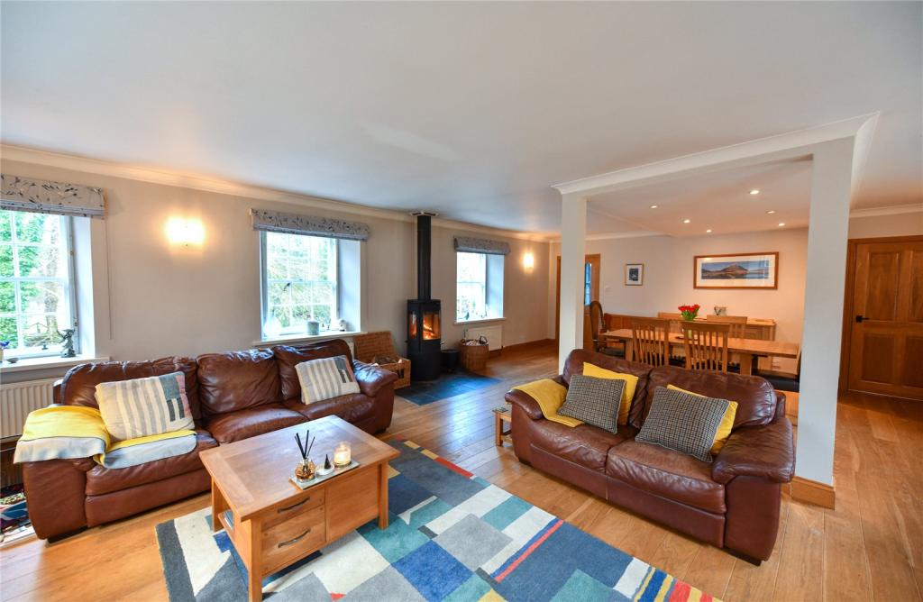Sitting Room/Dining