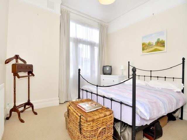 Bedroom 2: