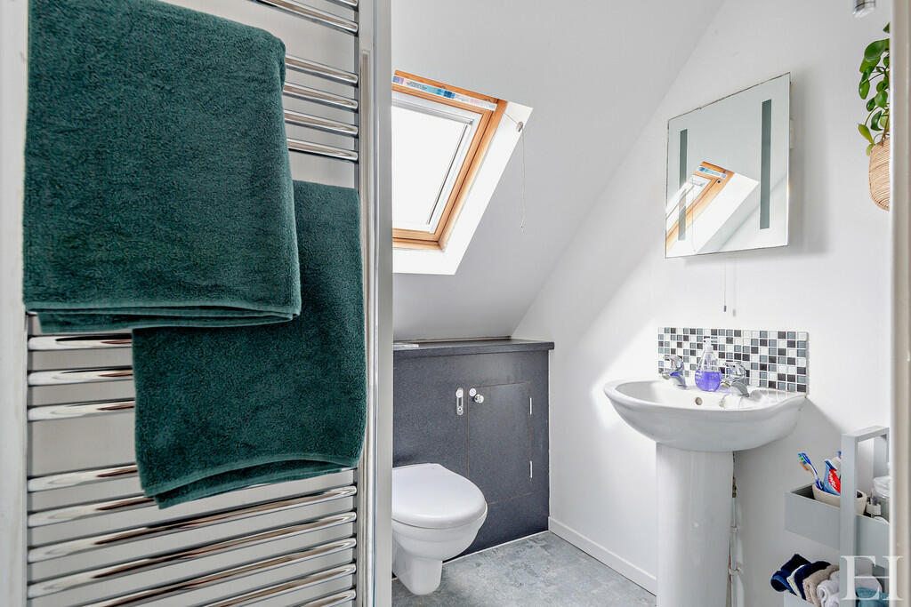 8619074-interiorW...