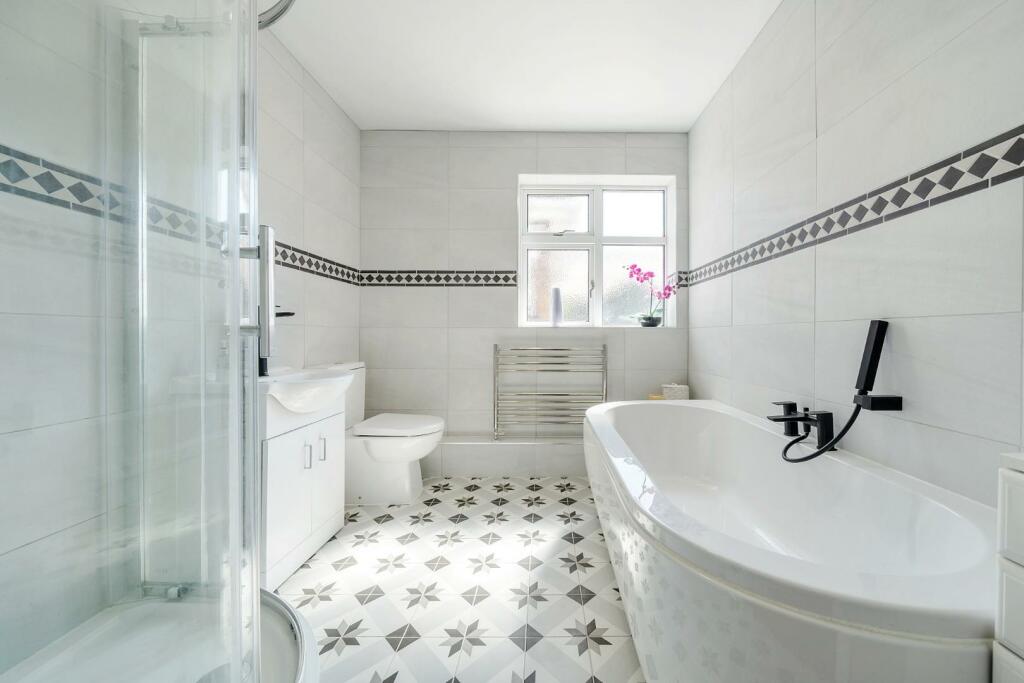 BATH &amp; SHOWER ROOM.jpg