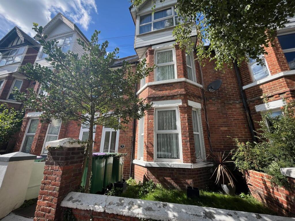 Front external angle.jpg