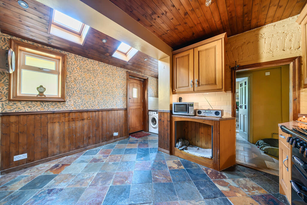 1353704-15-68c7df...