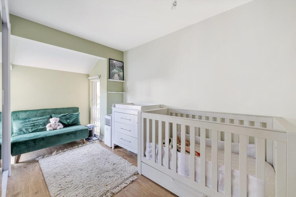 CRYSTAL PLACE (13).jpg