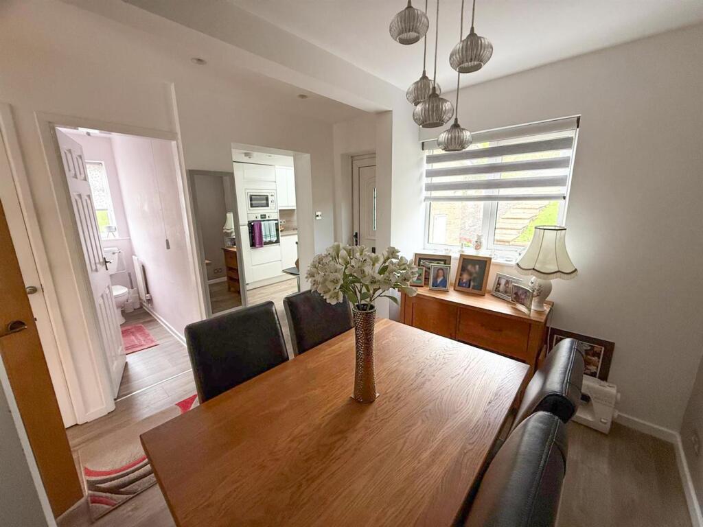 3 Bed Detached, Silsden