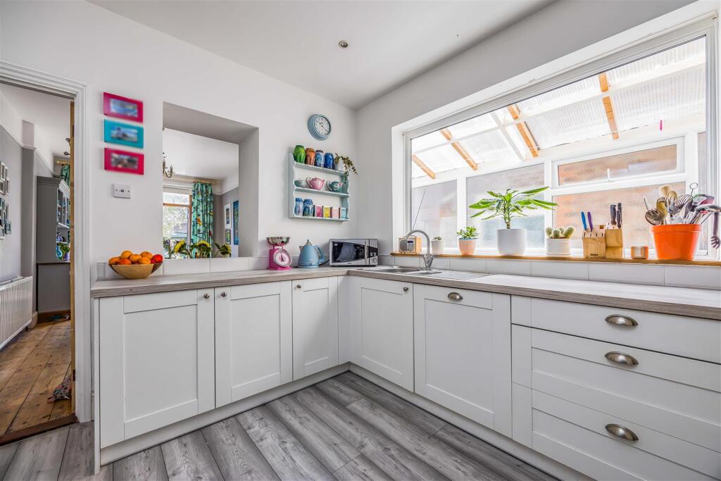 14 Francis Avenue, Southsea-Small-PorticoMarketing