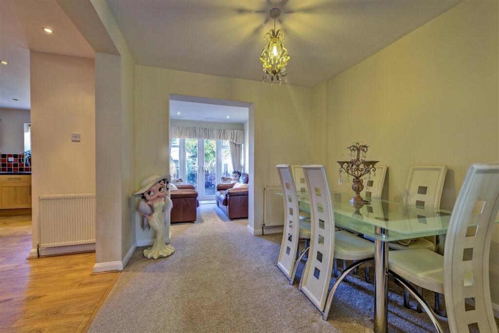 Dining room/sitting room