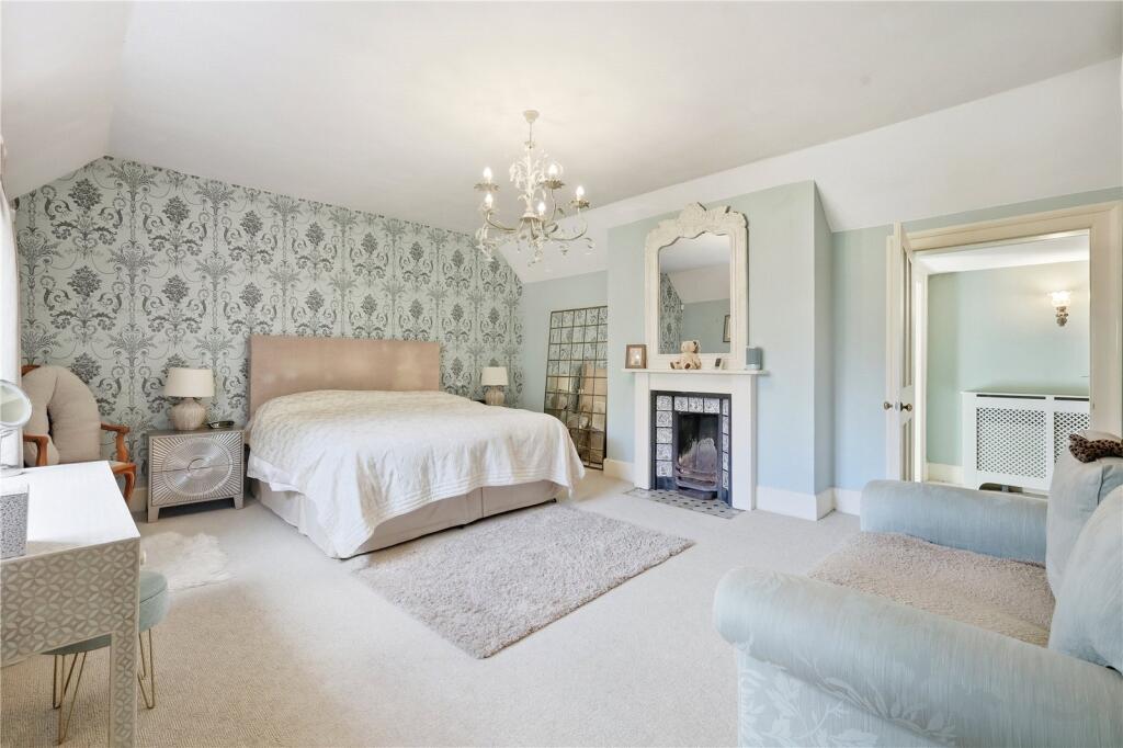 Principal Bedroom