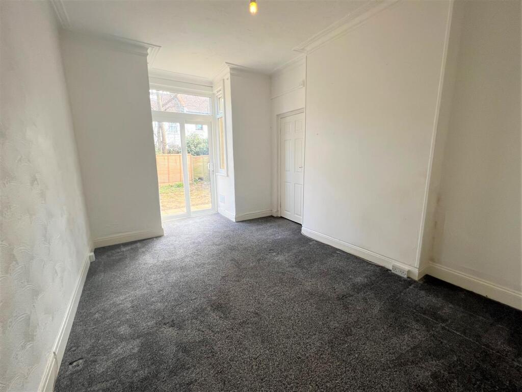 Living Room.jpg