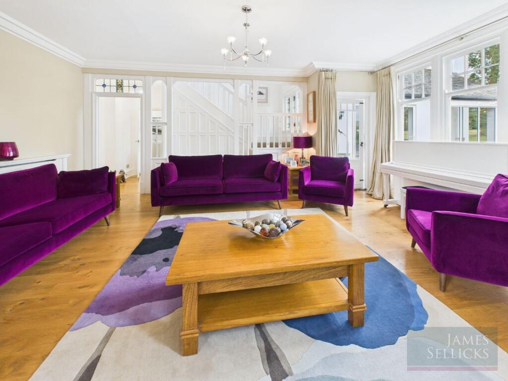 Front Sitting Room