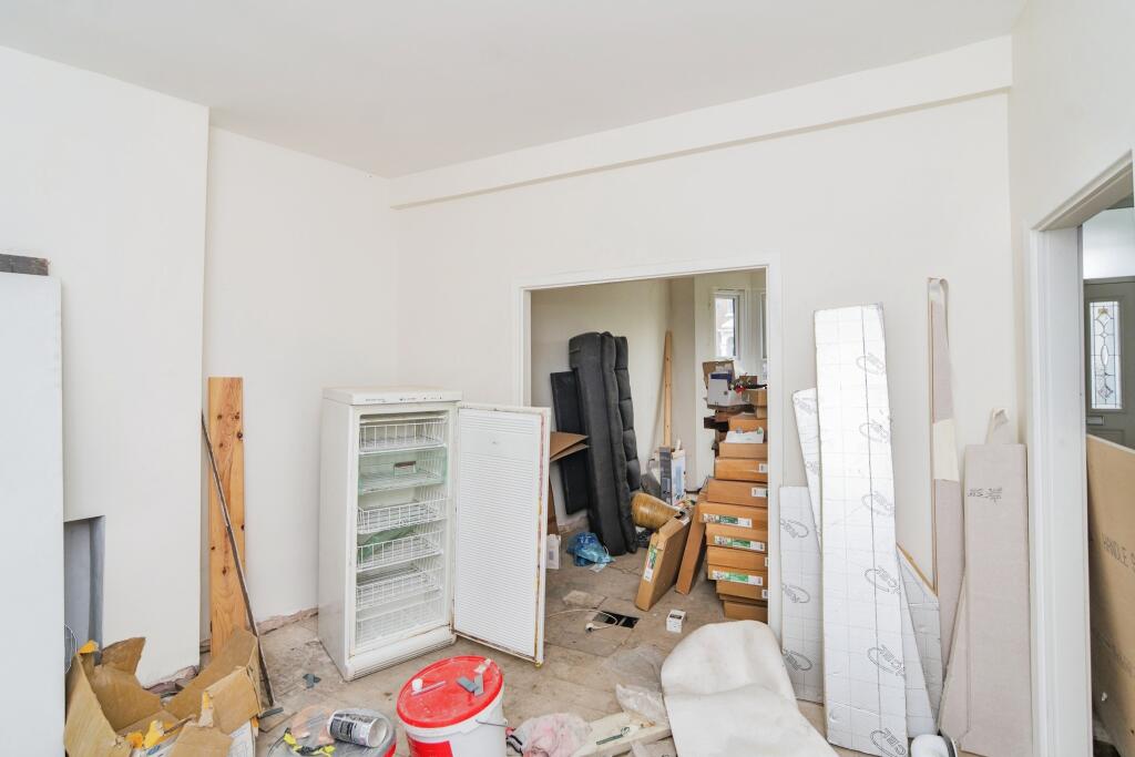 75 Plum Lane, Plumstead, London, SE18 3AG