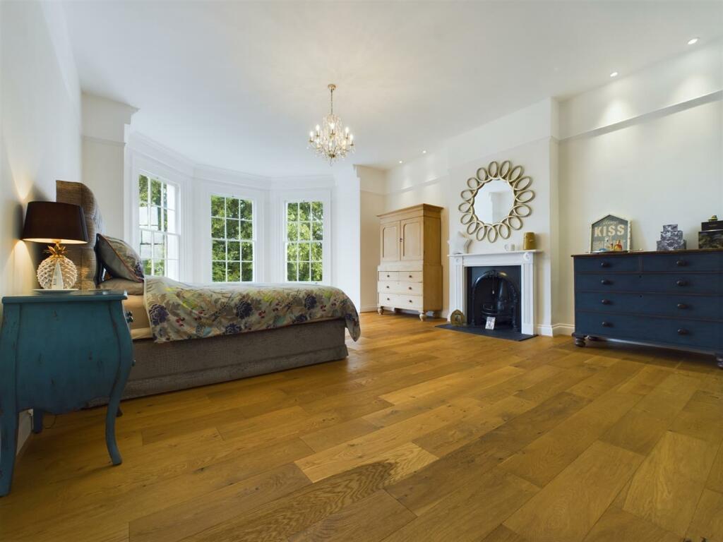 Prinicpal Bedroom.jpg