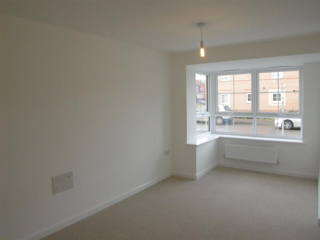 16 Trent Bridge Road 2.JPG