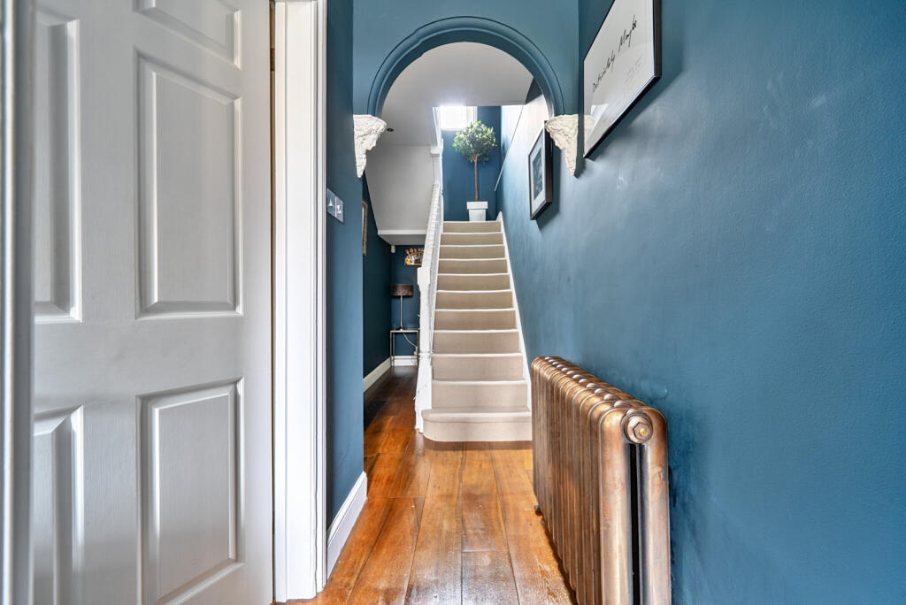 1329412-10-688386...