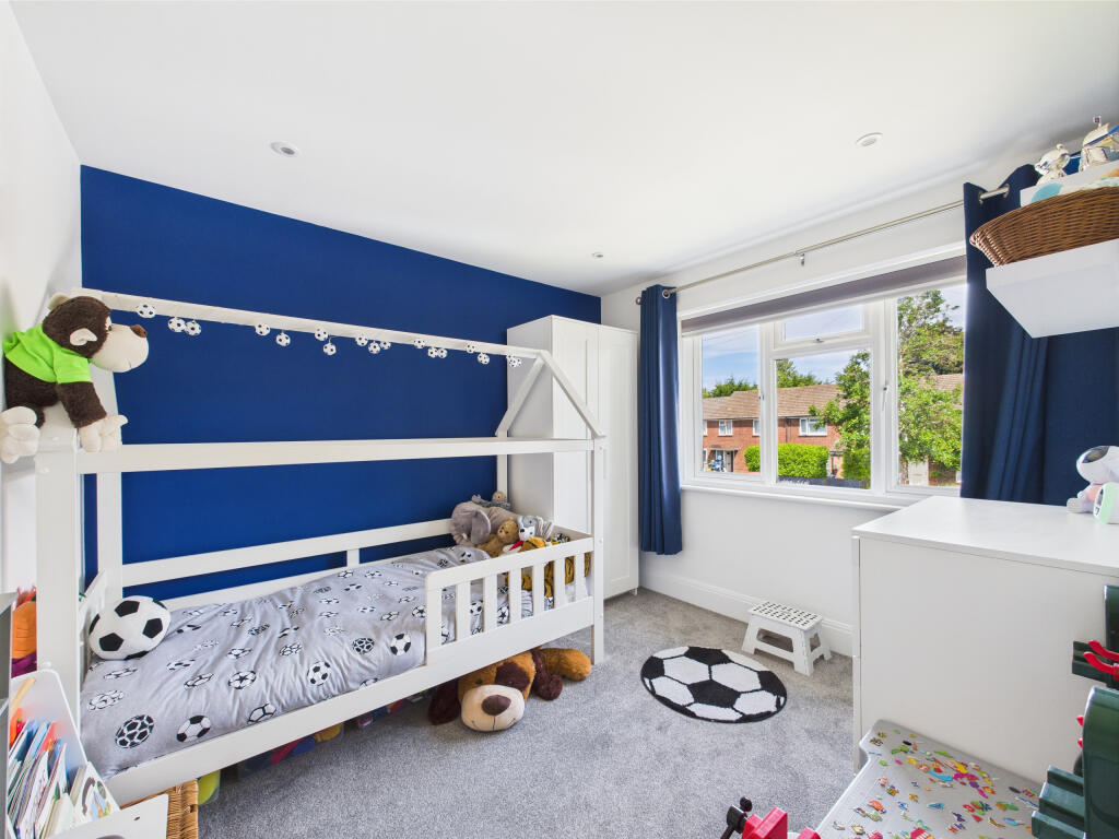 CAM01354G0-PR0519-STILL013