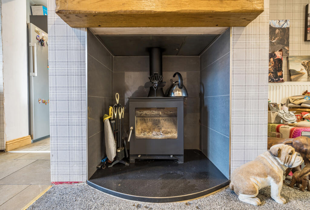 1347735-18-68b81b...