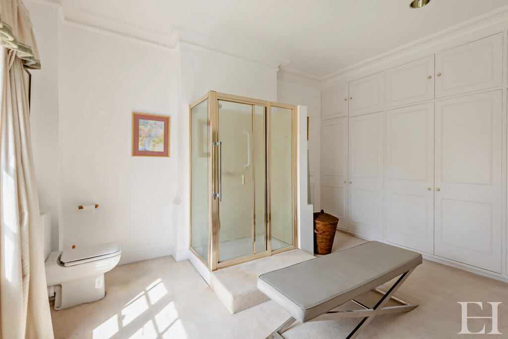 8608849-interiorW...