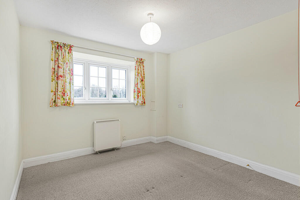 Bedroom 2 (1)