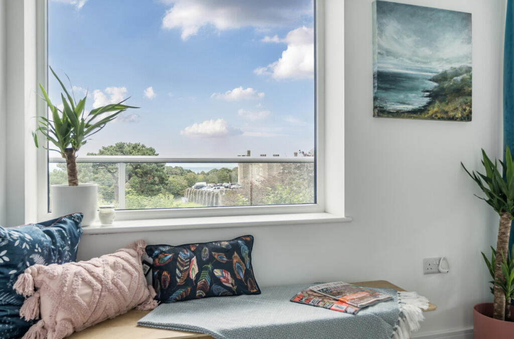 1345557-9-68b84f7...